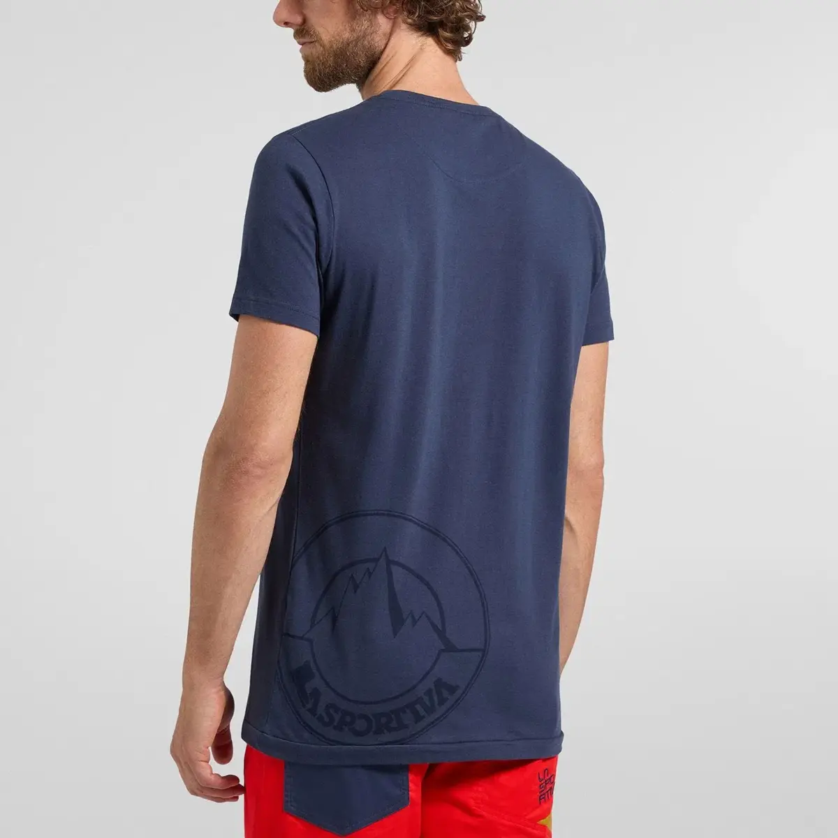 Camiseta con logotipo de los años 80 M