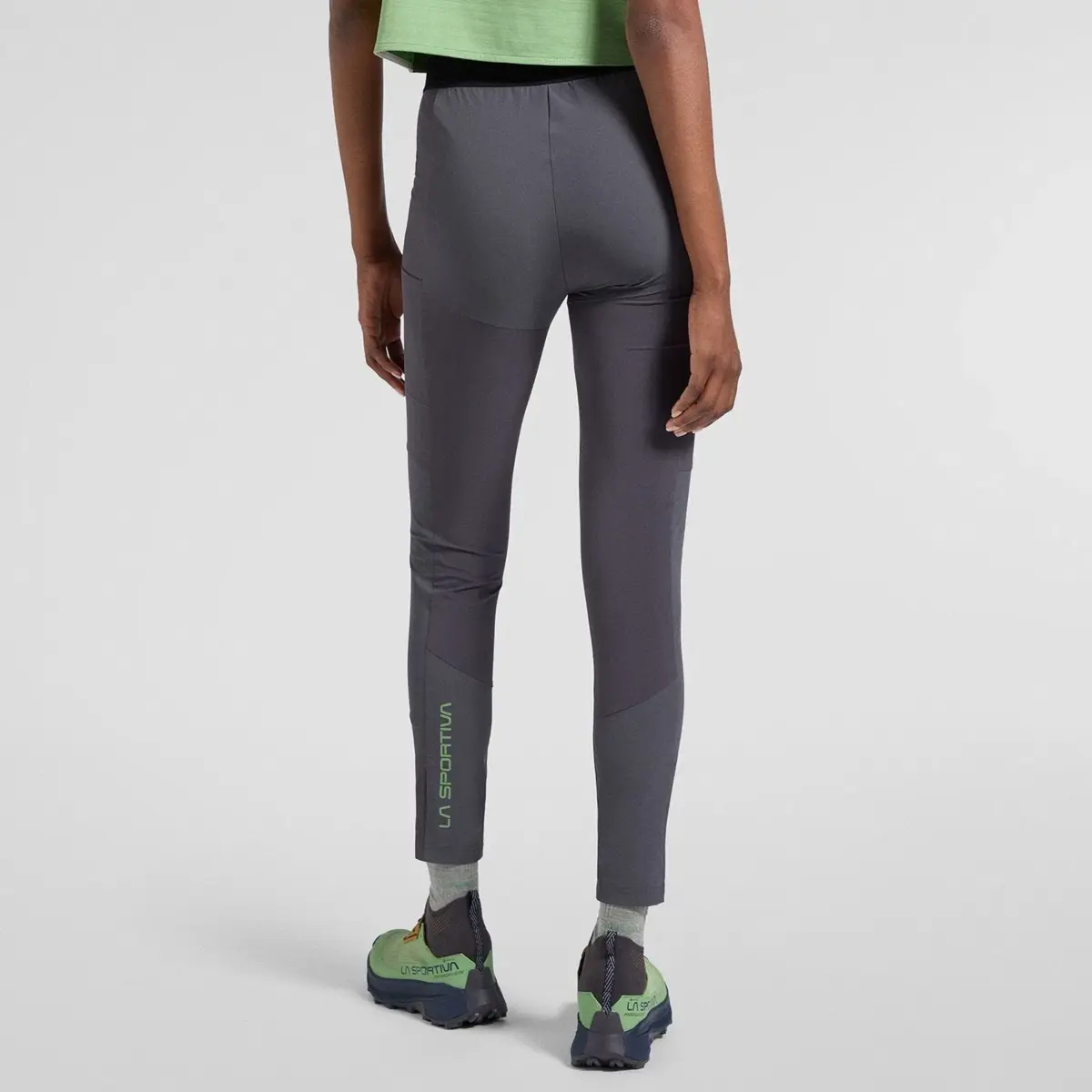 Pantalón ajustado Camino W