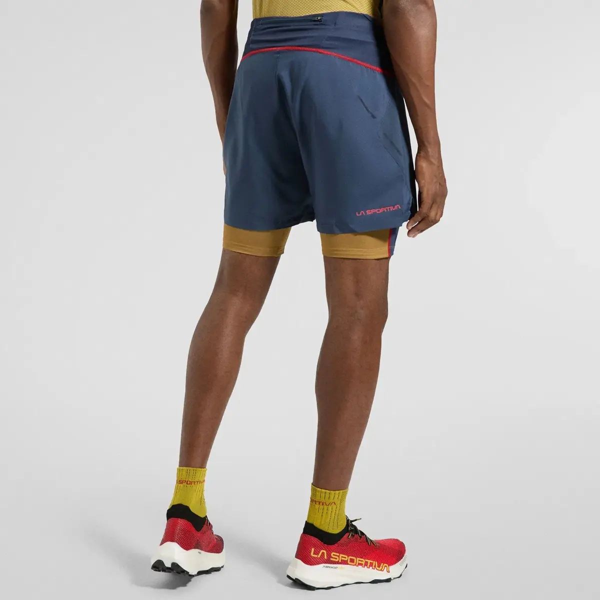 Pantalones cortos Ultra Distance M