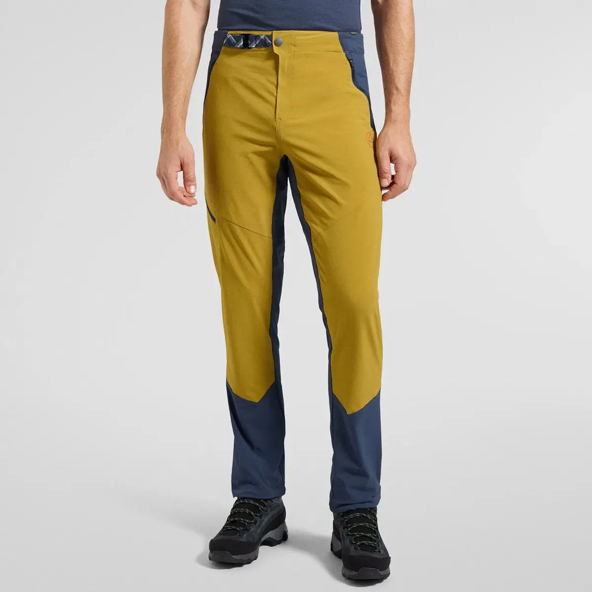 Pantalones West Crest M